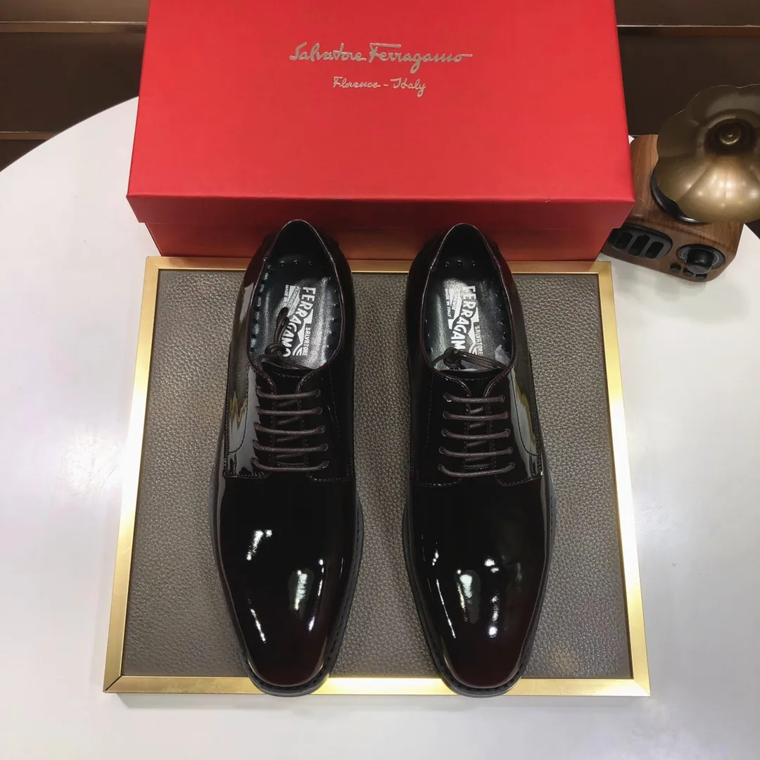 Men's shoes💰480💰[Ferragamo/Ferragamo] The latest model in the counter. Original imported high-quality cowhide with open sides + imported sheepskin lining + original luxury metal buckle + original combination outsole. Comparison without pressure. 38--45 (45 is custom-made and cannot be returned or exchanged)